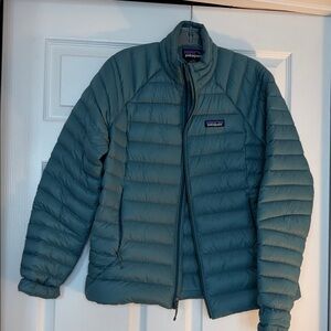 Patagonia Women's Blue Puffer Jacket